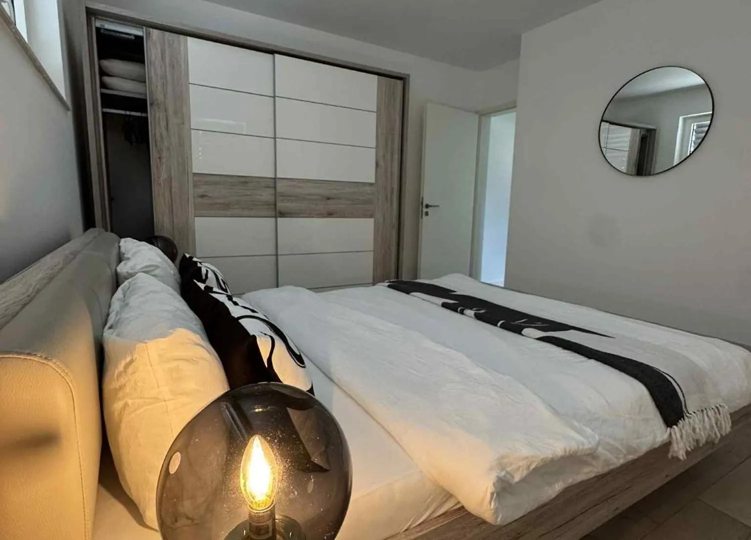 Appartement Modern 2 Bed With Garden - Bridel 0*,